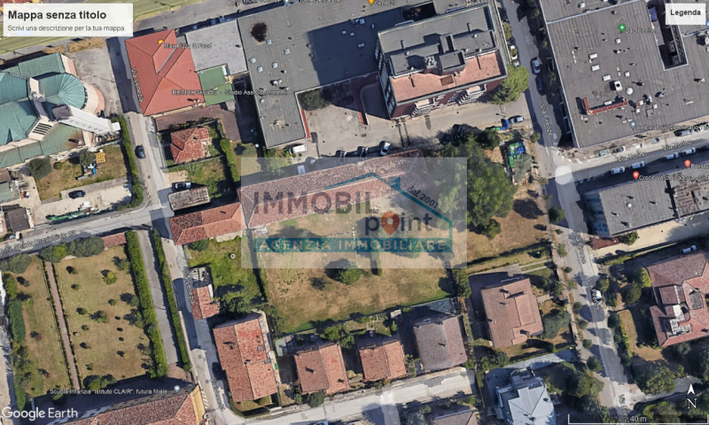 Nel cuore del rinomato quartiere Danovi a Tencarola di Selvazzano Dentro, presentiamo una straord...