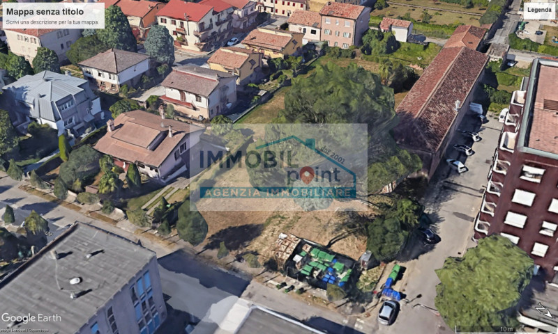 Nel cuore del rinomato quartiere Danovi a Tencarola di Selvazzano Dentro, presentiamo una straord...