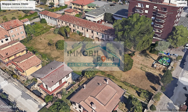 Nel cuore del rinomato quartiere Danovi a Tencarola di Selvazzano Dentro, presentiamo una straord...