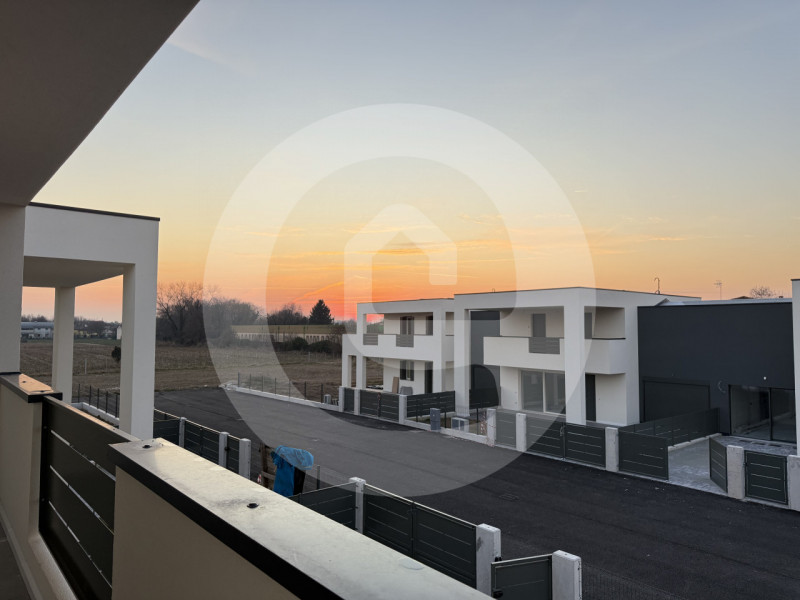 Santa Giustina in Colle Vendita Trifamiliare porzione di testa