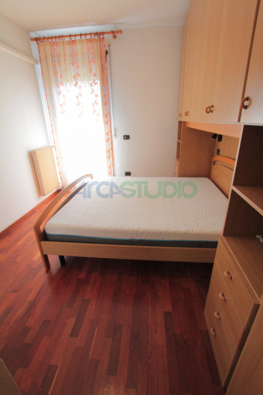 In posizione centrale a Bolzano Vicentino, proponiamo in affitto un luminoso miniappartamento sit...