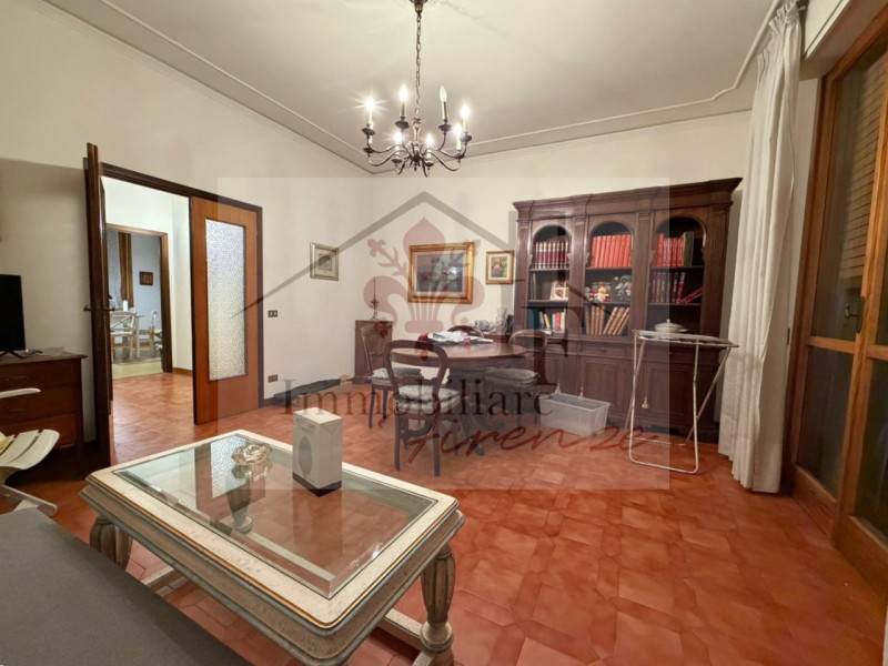 Firenze Vendita Appartamento pentalocale