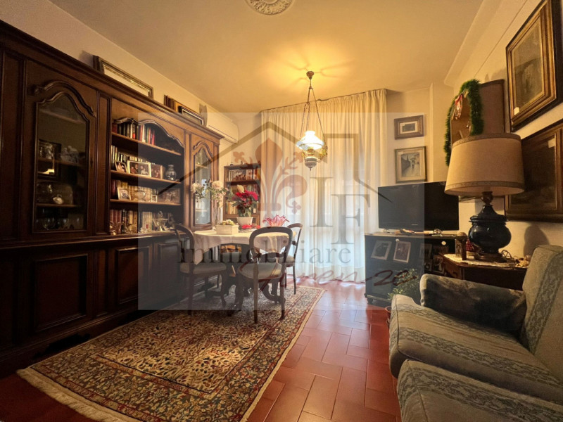 Firenze Vendita Appartamento pentalocale
