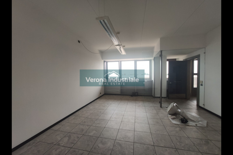 Villafranca di Verona Affitto Ufficio