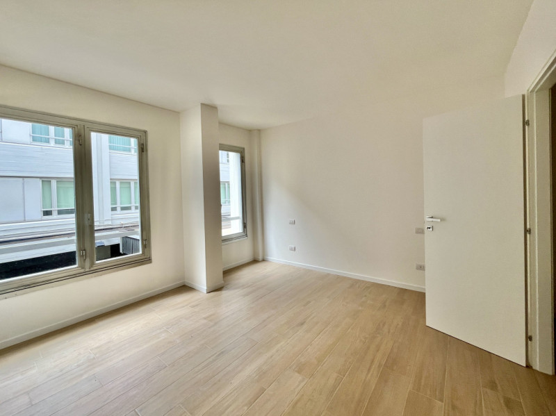 AFFITTASI APPARTAMENTO COMPLETAMENTE RISTRUTTURATO A NUOVO, IDEALE PER CHI DESIDERA UN AMBIENTE R...