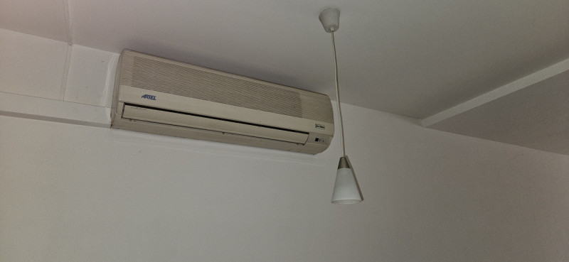 In esclusiva presso la nostra Agenzia, proponiamo in vendita un ampio appartamento trilocale situ...