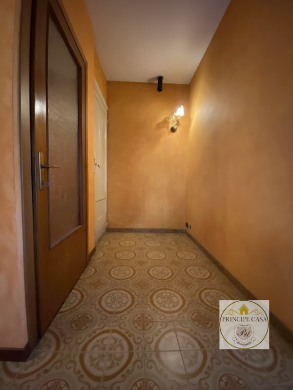 Riferimento: BM 258

A Megliadino San Vitale, in posizione comodissima alla viabilità, proponiamo...