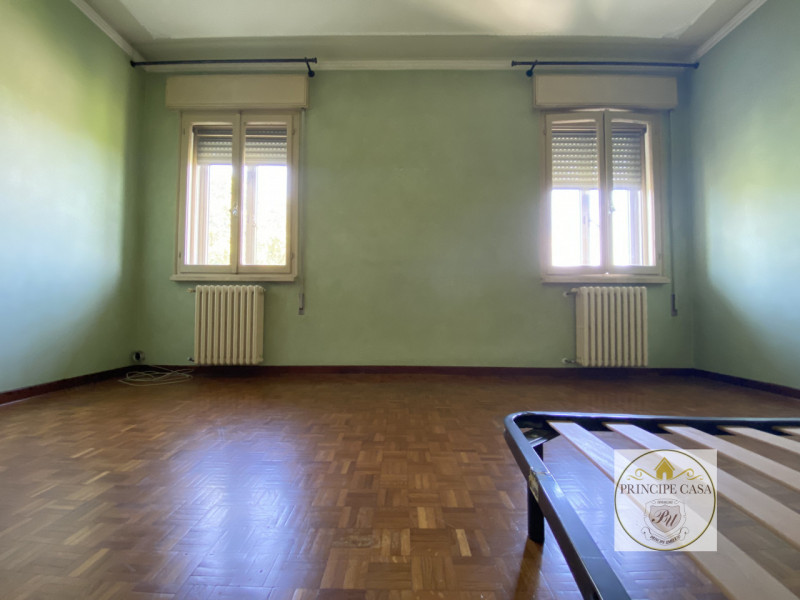 Riferimento: BM 258

A Megliadino San Vitale, in posizione comodissima alla viabilità, proponiamo...