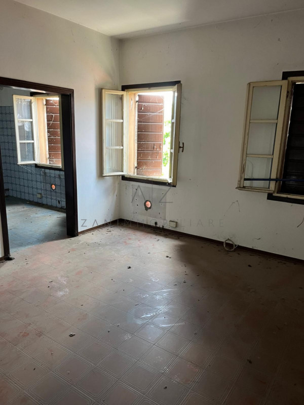 Questa meravigliosa casa singola terra-tetto si trova nella zona di Treville - Soranza, nel comun...