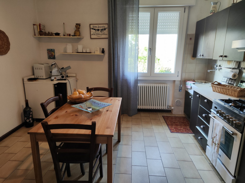 PADOVA – BRUSEGANA

Una casa dove crescere, respirare e sentirsi davvero a casa

Immagina una mat...