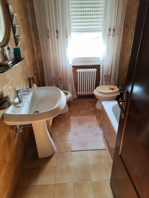 PADOVA – BRUSEGANA

Una casa dove crescere, respirare e sentirsi davvero a casa

Immagina una mat...