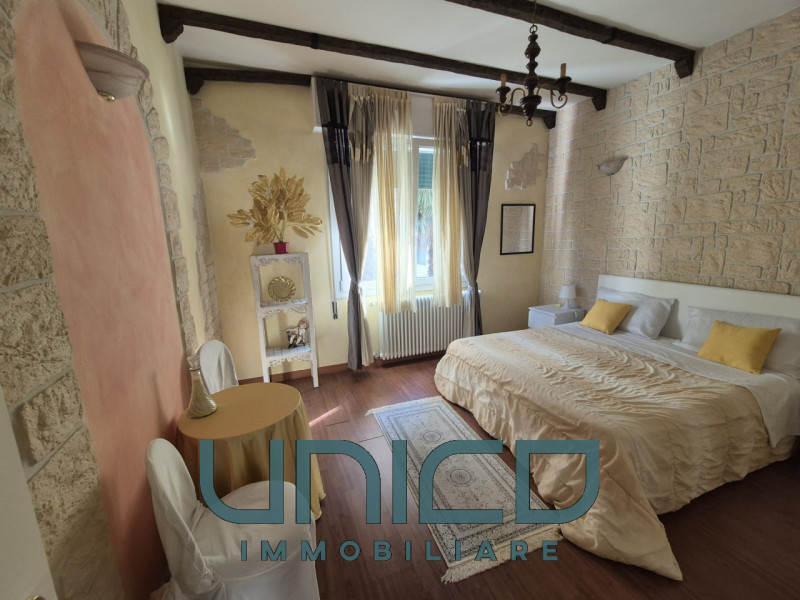 Padova - zona Arcella Sant'Antonino
DA SUBITO
Affittasi appartamento sito al primo piano senza as...