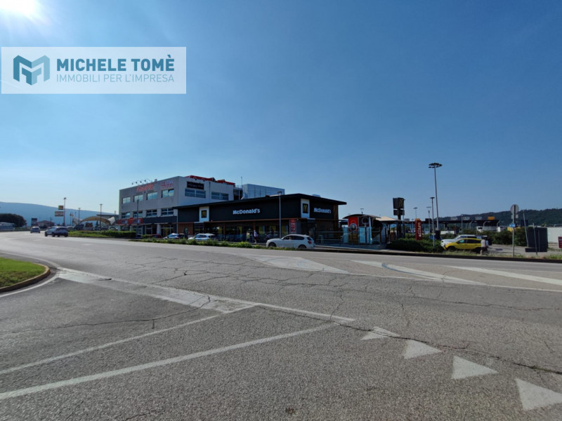 Affi Vendita Negozio