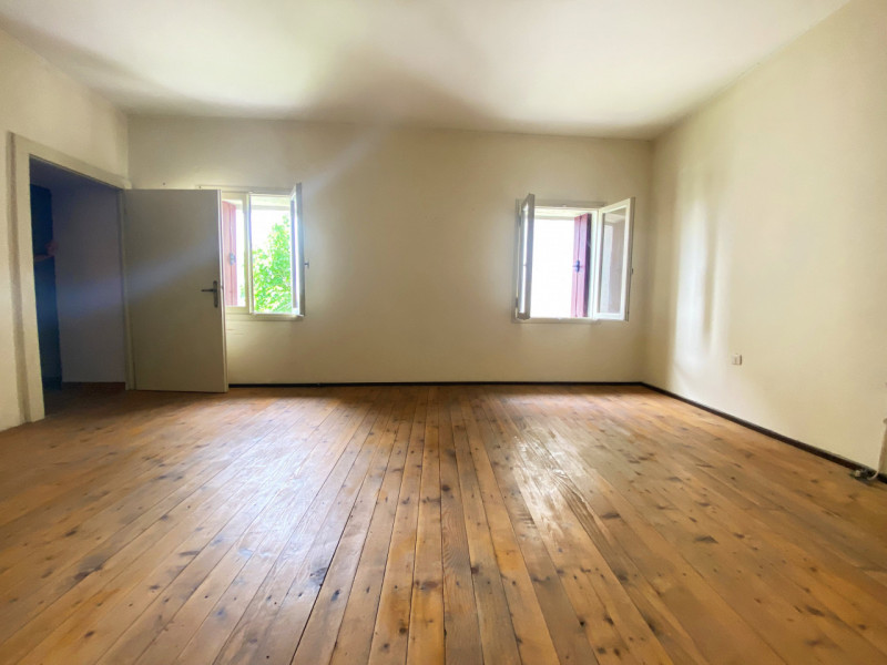 Sogni di vivere in un borgo collinare, immerso nella tranquillità della natura, ma con tutti i co...