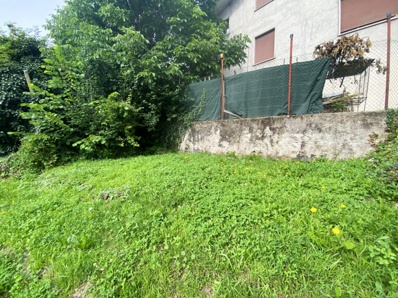 Sogni di vivere in un borgo collinare, immerso nella tranquillità della natura, ma con tutti i co...