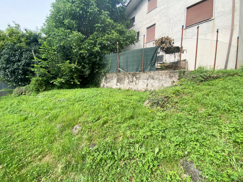 Sogni di vivere in un borgo collinare, immerso nella tranquillità della natura, ma con tutti i co...