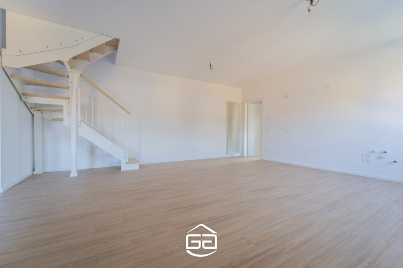 Stai cercando la casa dei tuoi sogni in un contesto esclusivo e raffinato? Abbiamo la soluzione p...