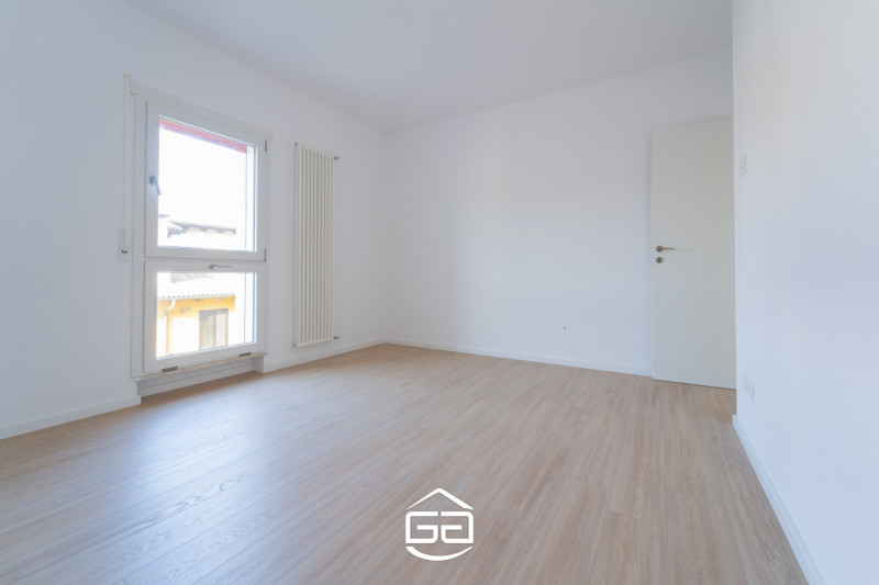 Stai cercando la casa dei tuoi sogni in un contesto esclusivo e raffinato? Abbiamo la soluzione p...