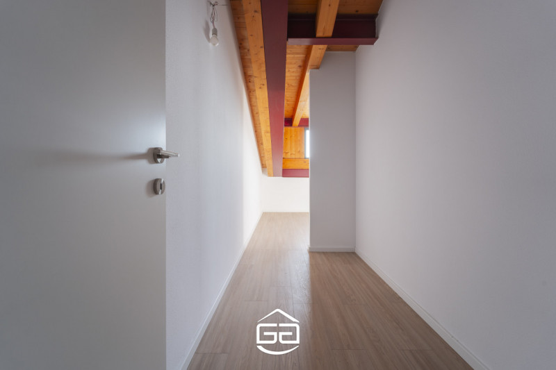 Stai cercando la casa dei tuoi sogni in un contesto esclusivo e raffinato? Abbiamo la soluzione p...