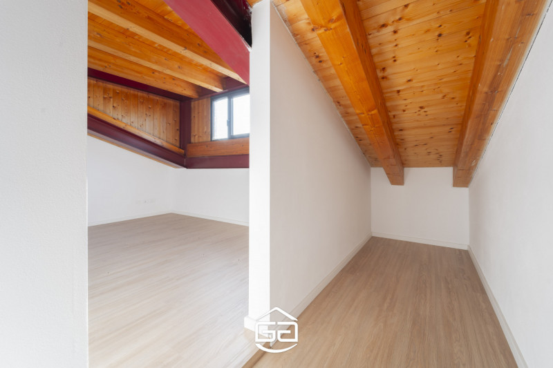 Stai cercando la casa dei tuoi sogni in un contesto esclusivo e raffinato? Abbiamo la soluzione p...