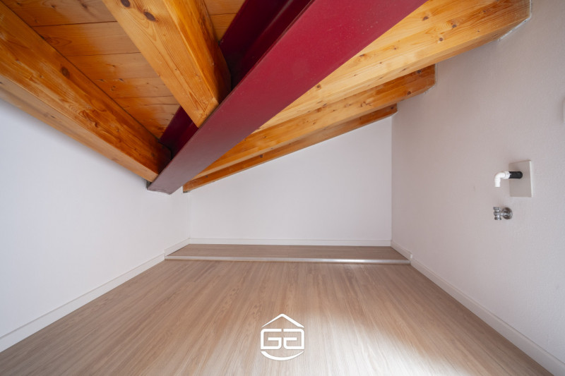 Stai cercando la casa dei tuoi sogni in un contesto esclusivo e raffinato? Abbiamo la soluzione p...