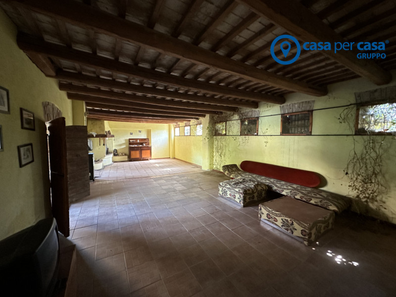 Bellissima casa rurale immersa nel verde.

Queste sono le caratteristiche principali di questa ab...