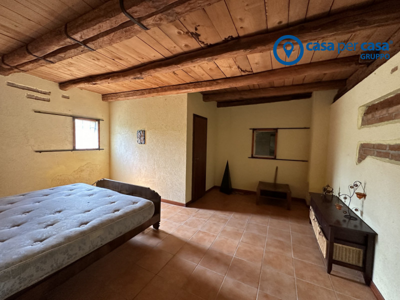 Bellissima casa rurale immersa nel verde.

Queste sono le caratteristiche principali di questa ab...