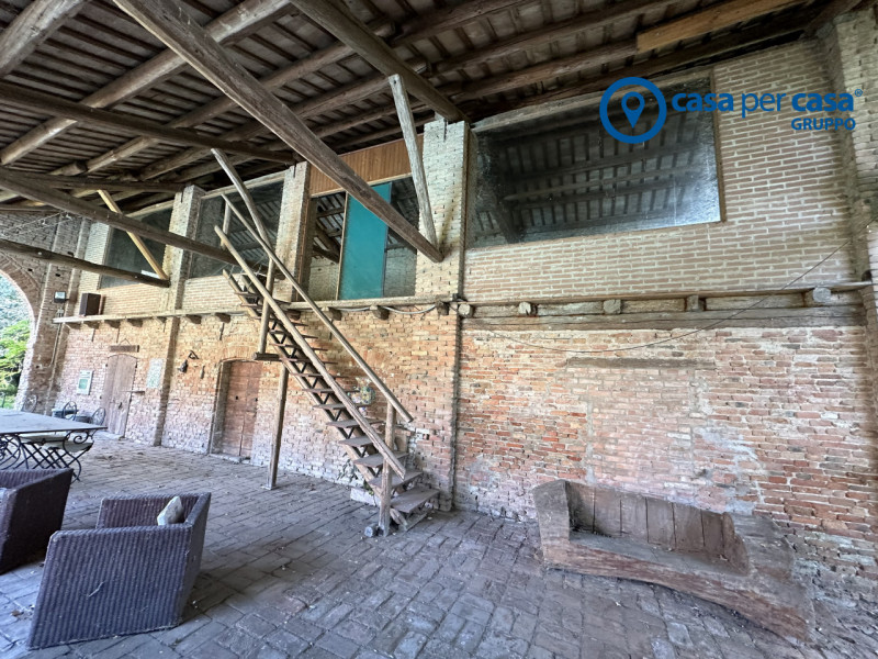 Bellissima casa rurale immersa nel verde.

Queste sono le caratteristiche principali di questa ab...