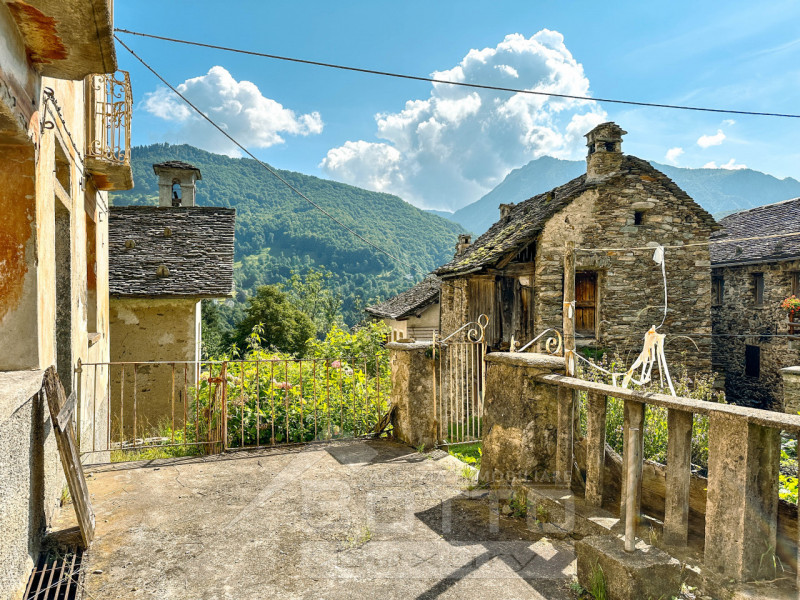 House for Sale in Fobello