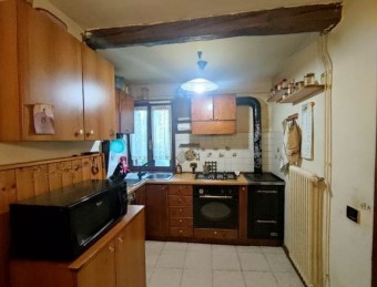 Rif. A.A.7-231

Vendita all'asta - abitazione su 3 livelli in data 3 febbraio 2026

Descrizione: ...