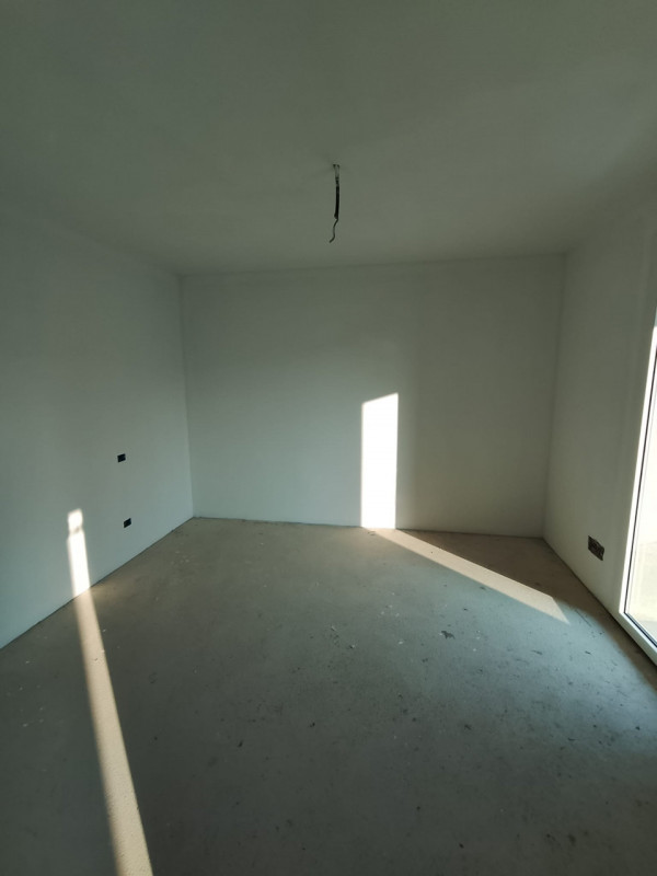 ALBIGNASEGO casa bifamiliare di nuova costruzione in zona tranquilla residenziale ma ben servita ...