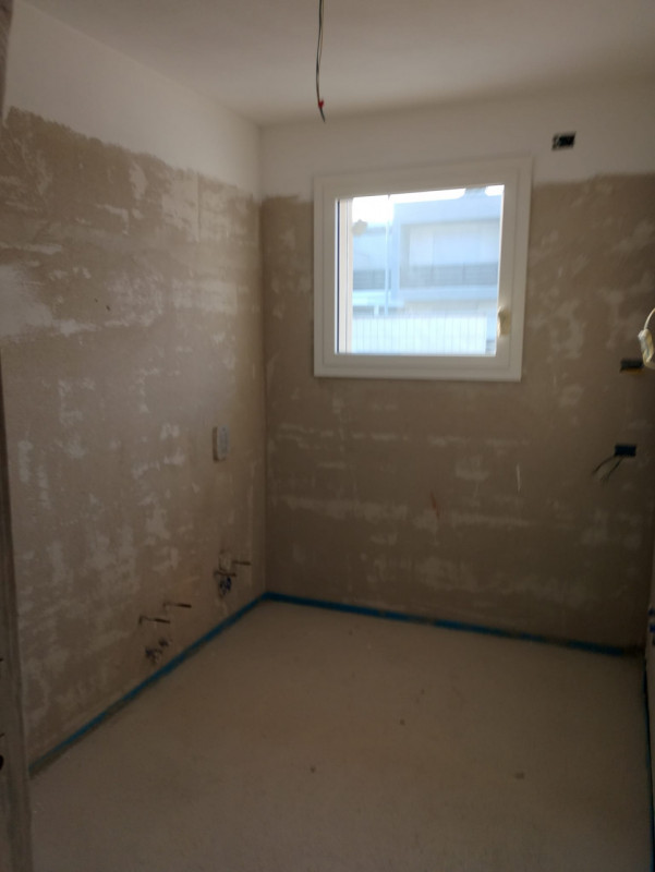 ALBIGNASEGO casa bifamiliare di nuova costruzione in zona tranquilla residenziale ma ben servita ...