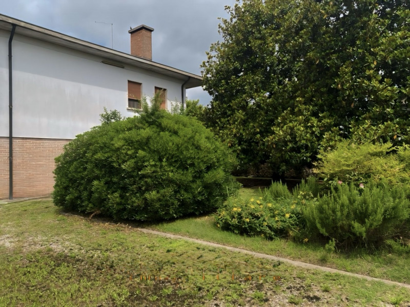 (Per INFO 3316190143) A Piombino Dese, in frazione Torreselle, proponiamo in vendita abitazione d...