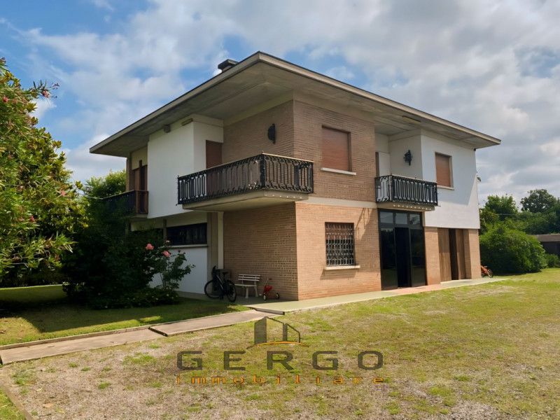 (Per INFO 3316190143) A Piombino Dese, in frazione Torreselle, proponiamo in vendita abitazione d...