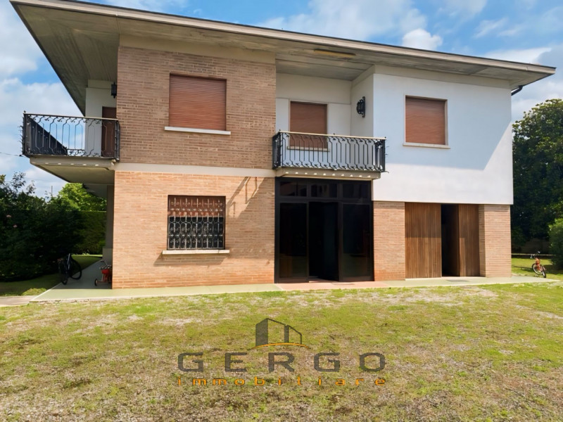 (Per INFO 3316190143) A Piombino Dese, in frazione Torreselle, proponiamo in vendita abitazione d...