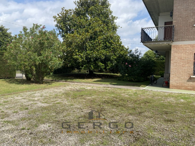 (Per INFO 3316190143) A Piombino Dese, in frazione Torreselle, proponiamo in vendita abitazione d...