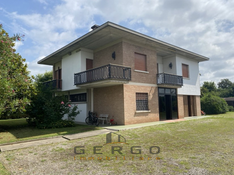 (Per INFO 3316190143) A Piombino Dese, in frazione Torreselle, proponiamo in vendita abitazione d...