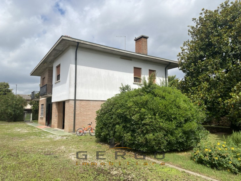 (Per INFO 3316190143) A Piombino Dese, in frazione Torreselle, proponiamo in vendita abitazione d...