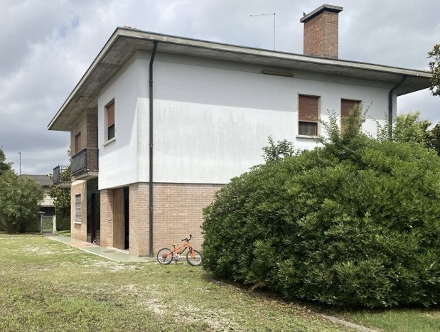 (Per INFO 3316190143) A Piombino Dese, in frazione Torreselle, proponiamo in vendita abitazione d...