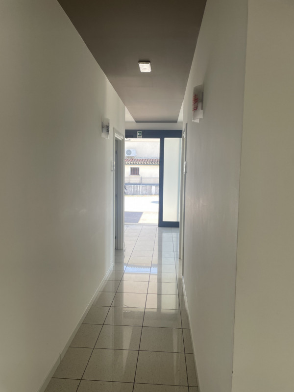 NOSTRA PROPOSTA: in centro a Casella d'Asolo siamo a proporre in affitto una struttura indipenden...