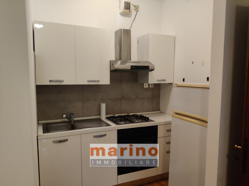 PADOVA ZONA OSPEDALI FORCELLINI NAZARETH 
Affittasi appartamento bilocale arredato in zona comoda...