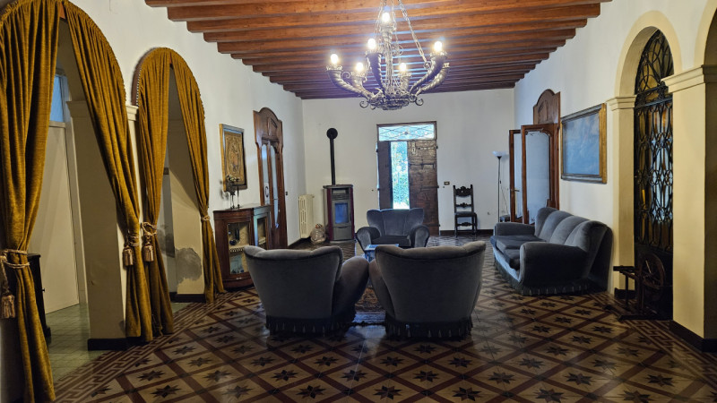 Situata nel suggestivo Comune di Este, precisamente nella zona Centro, vi presentiamo questa stra...