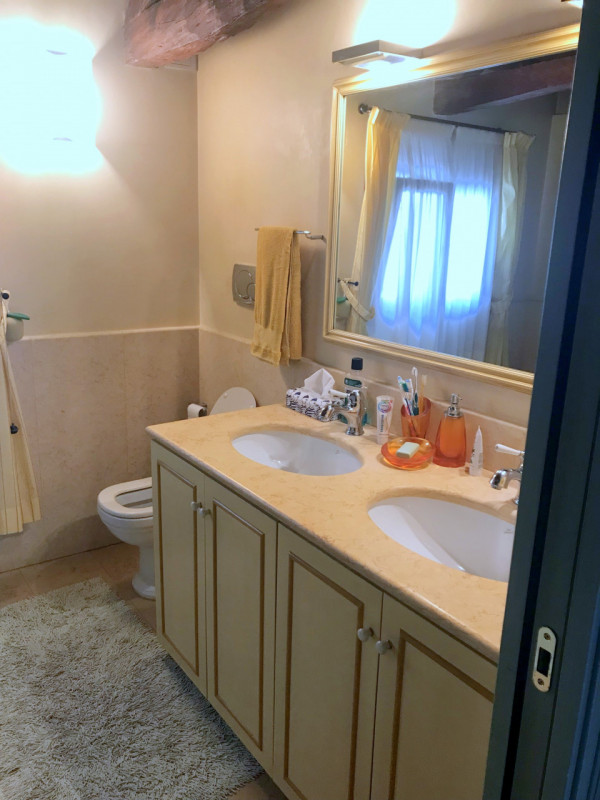 ELEGANTE PALAZZETTO IN CENTRO STORICO €.1.090.000 rif.SB002

Lussuoso palazzetto di 300 mq terra ...