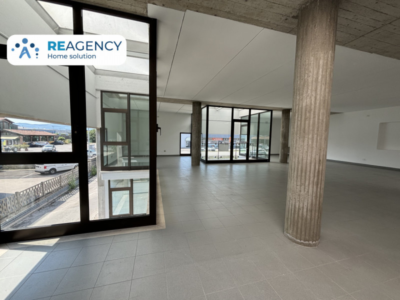 BRENDOLA

HAI UN' ATTIVITA COMMERCIALE E SEI ALLA RICERCA DI UN CAPANNONE CON AMPI UFFICI AD USO ...