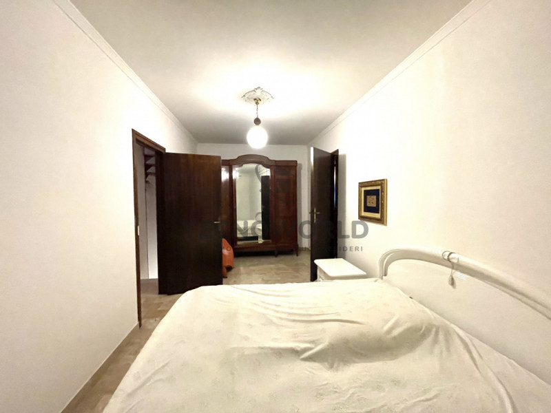 Scopri questo incantevole rustico situato nel cuore della località collinare di Malo, perfetto pe...