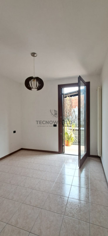 Scopri il tuo nuovo rifugio nel cuore di San Vito di Leguzzano! Ben illuminato e tutto su un pian...