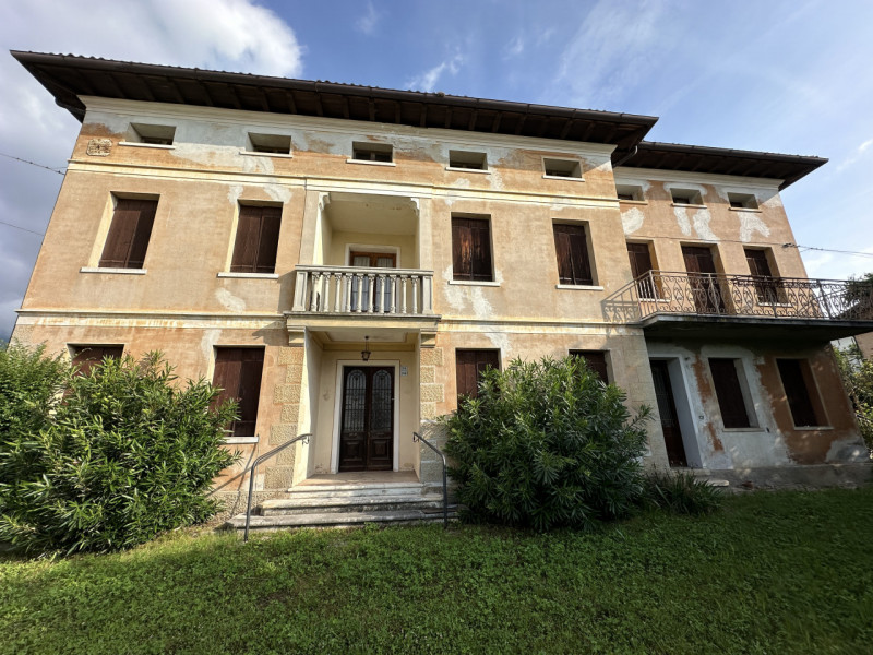 Rustico in Vendita