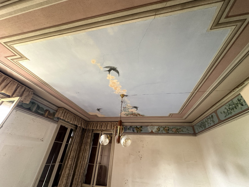 (Per INFO Roberto 3453195338) A Possagno, in zona centrale e a poca distanza dal tempio del Canov...