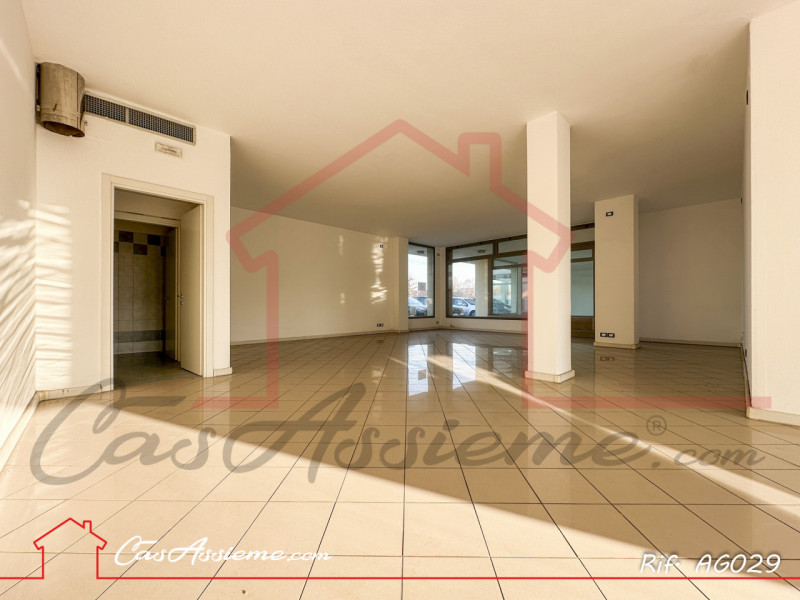 Rif. AG029
In prossimità del centro di Tombolo, in una zona in fase di importante riqualificazion...