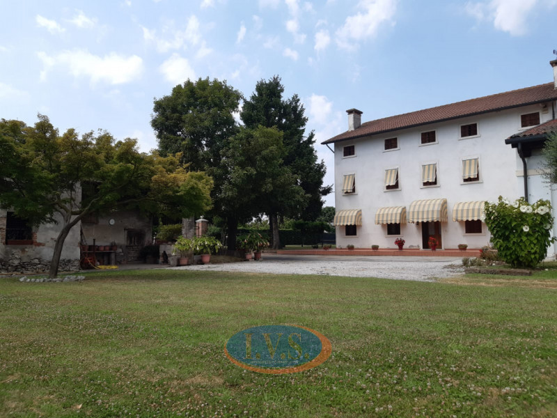 MONTEGALDA (VI) se sogni una vita a ritmo lento, circondato dal verde ma senza rinunciare alle co...